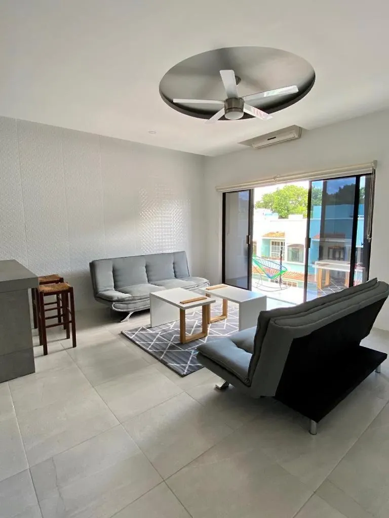 Paz-2 Norte Estudios Playa del Carmen 0*,